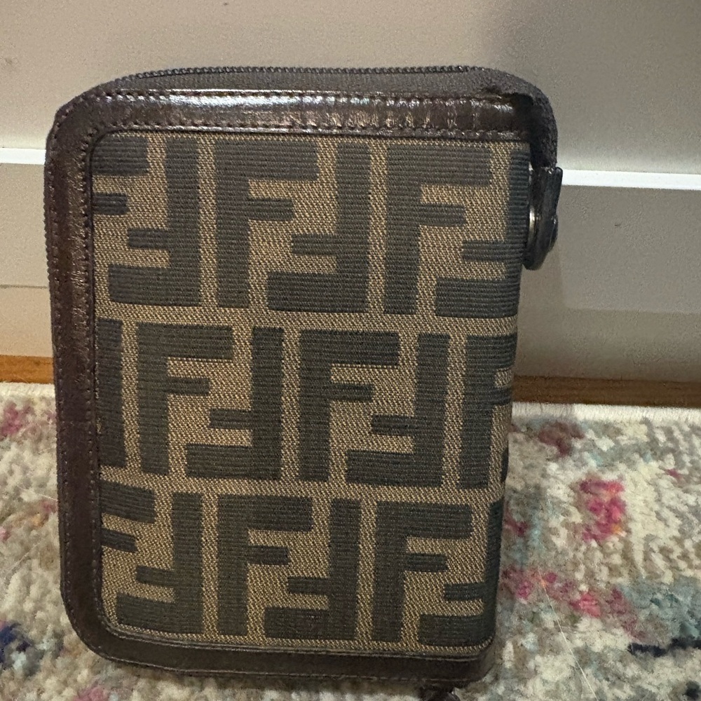 Fendi Black and Brown Zucca zip agenda, passport size. 100%Authentic - Picture 2 of 7